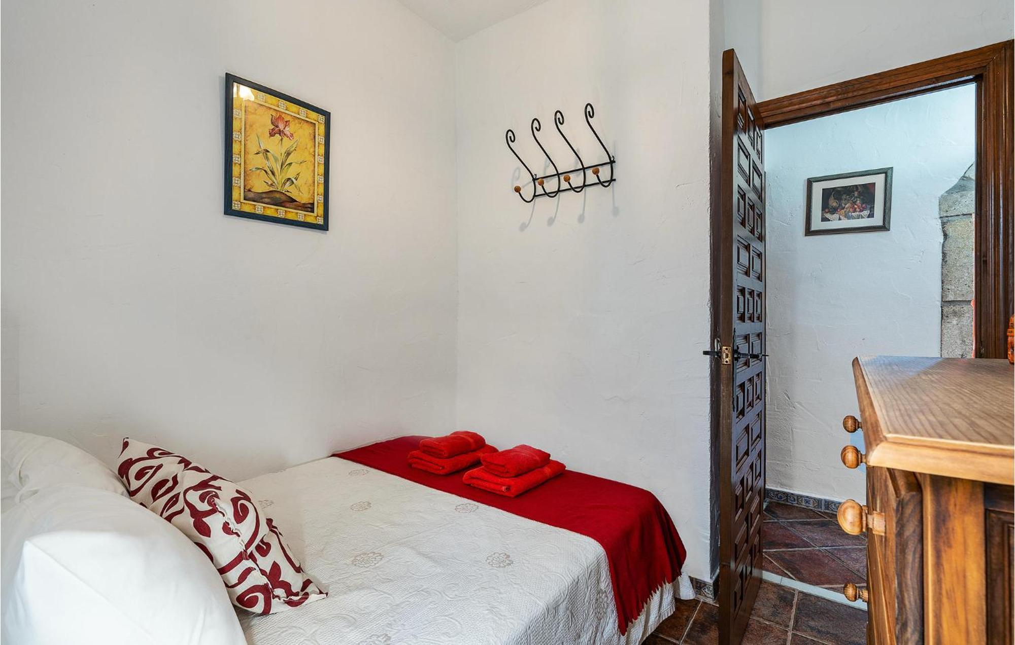 Amazing Home In Frigiliana With Kitchen Eksteriør bilde