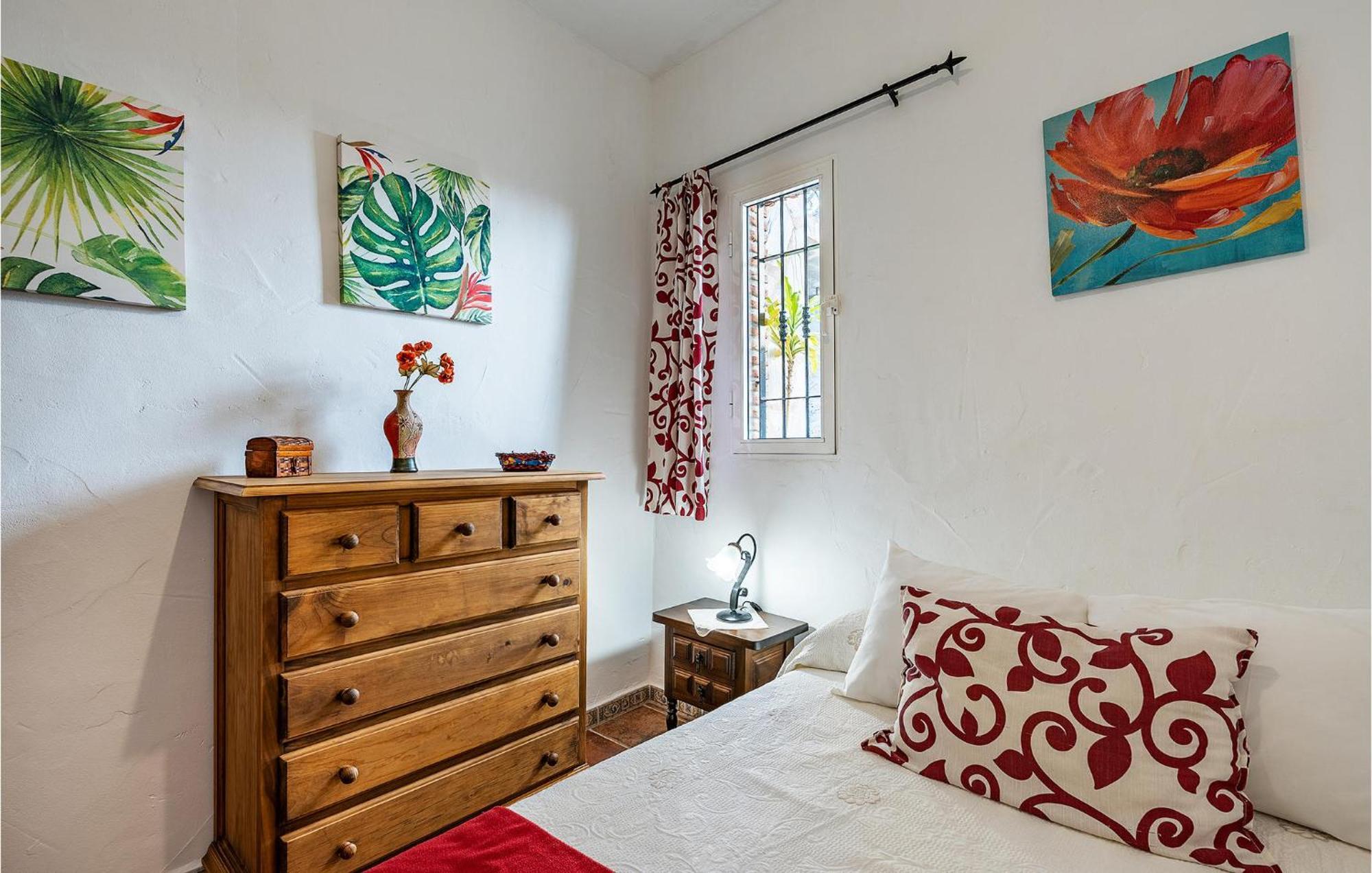 Amazing Home In Frigiliana With Kitchen Eksteriør bilde
