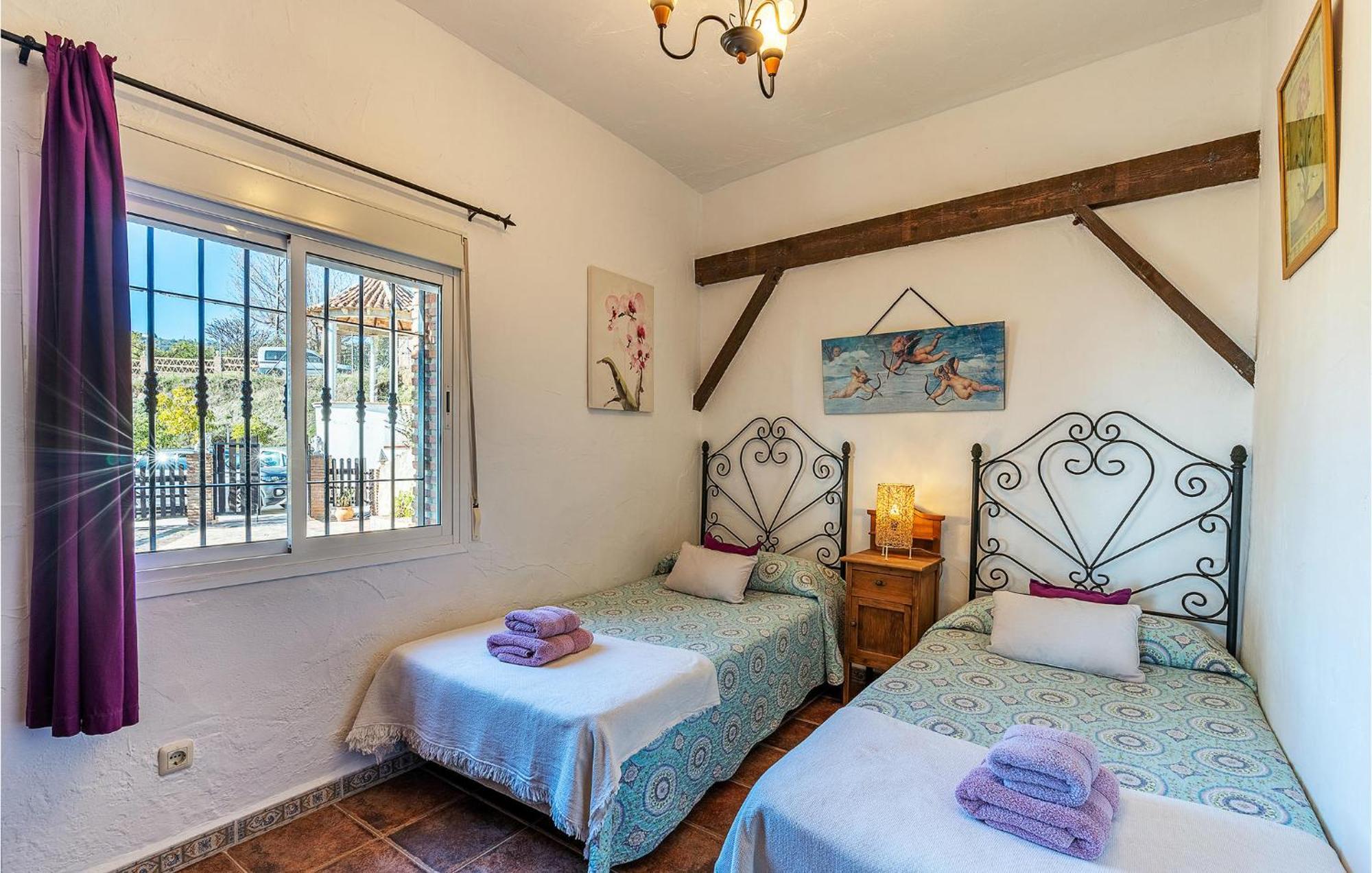 Amazing Home In Frigiliana With Kitchen Eksteriør bilde