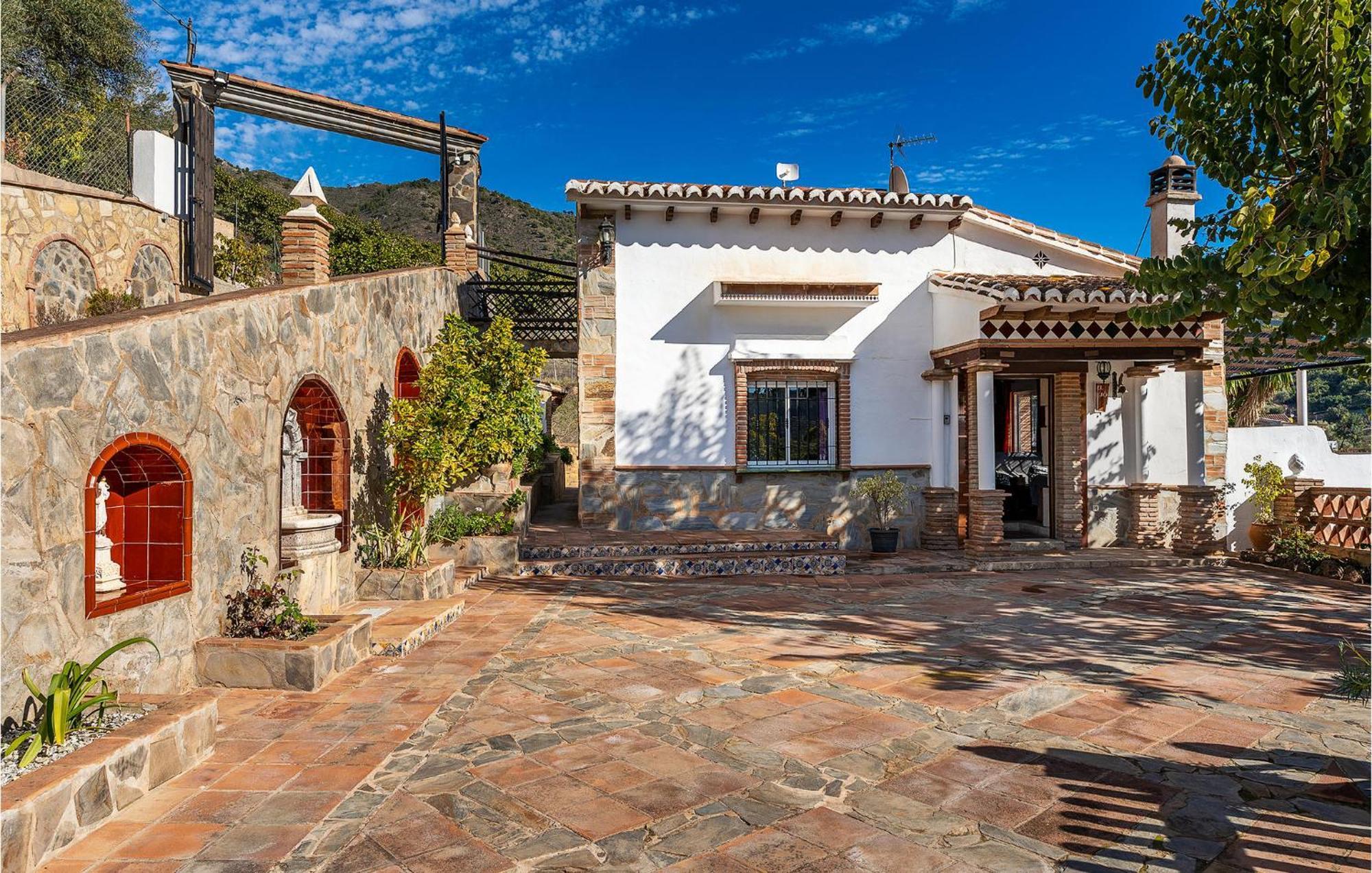 Amazing Home In Frigiliana With Kitchen Eksteriør bilde