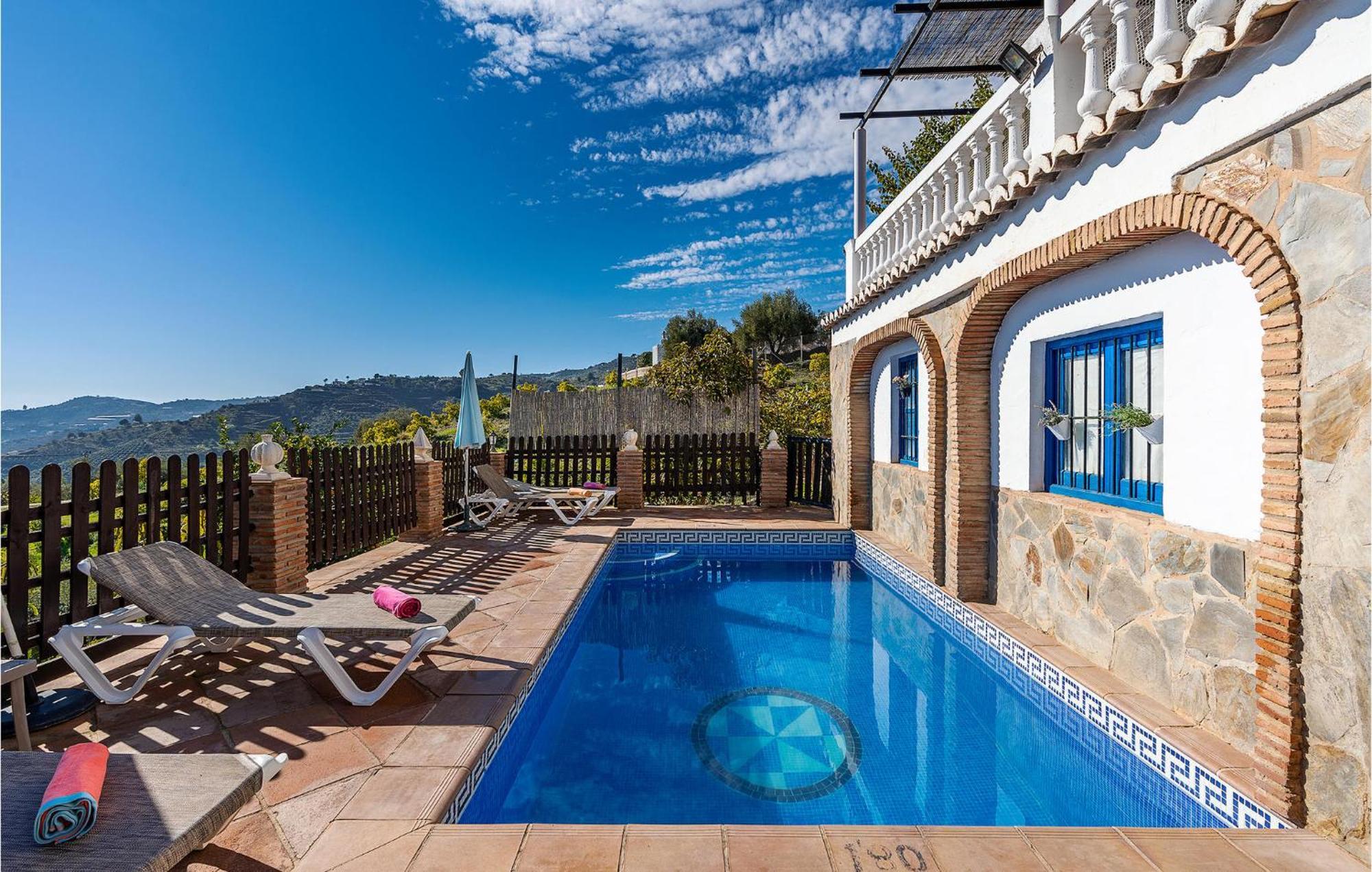 Amazing Home In Frigiliana With Kitchen Eksteriør bilde