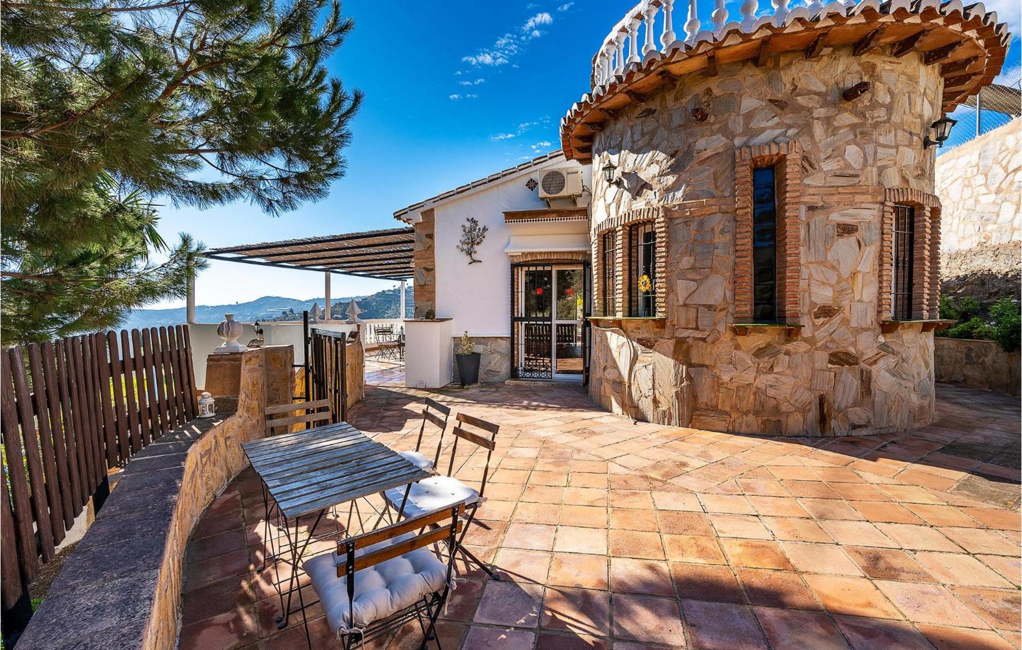 Amazing Home In Frigiliana With Kitchen Eksteriør bilde
