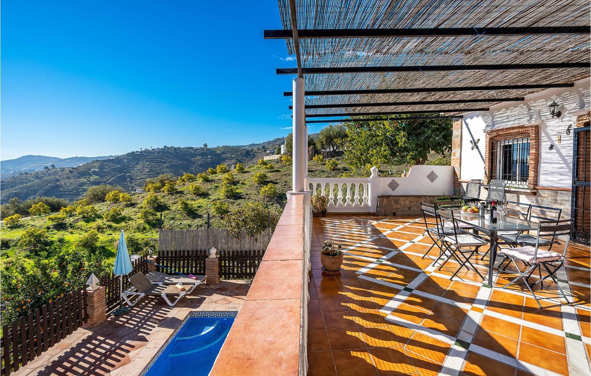 Amazing Home In Frigiliana With Kitchen Eksteriør bilde